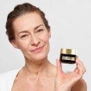 L'Oreal Paris Age Perfect 6