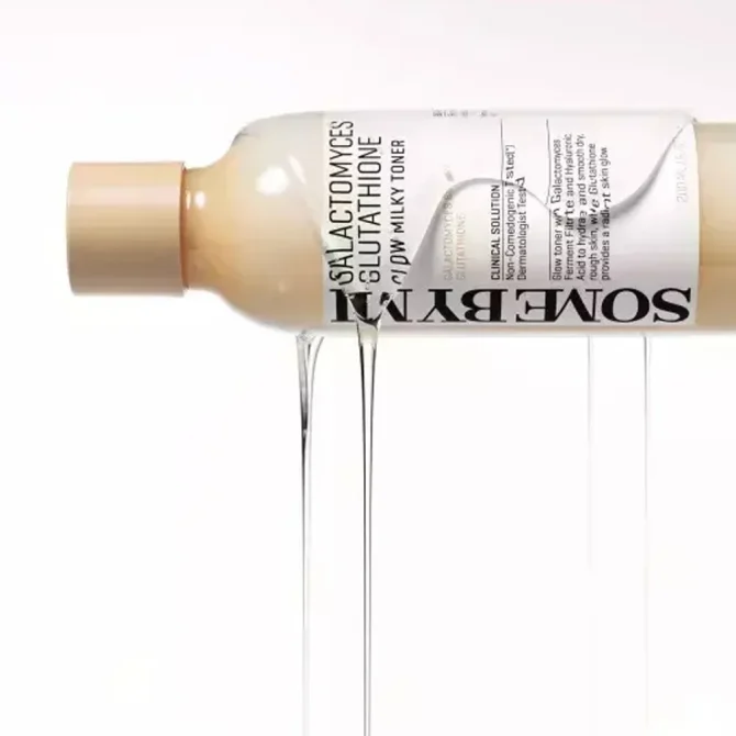 Some By Mi glow milky toner 200ml 4 Some By Mi Υγρό Τόνωσης Προσώπου με Υαλουρονικό Οξύ 200ml για Λαμπερή Επιδερμίδα