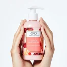 CND Scentsations Black Cherry & Nutmeg Ενυδατική Lotion για Χέρια - Σώμα με Aloe Vera 245ml